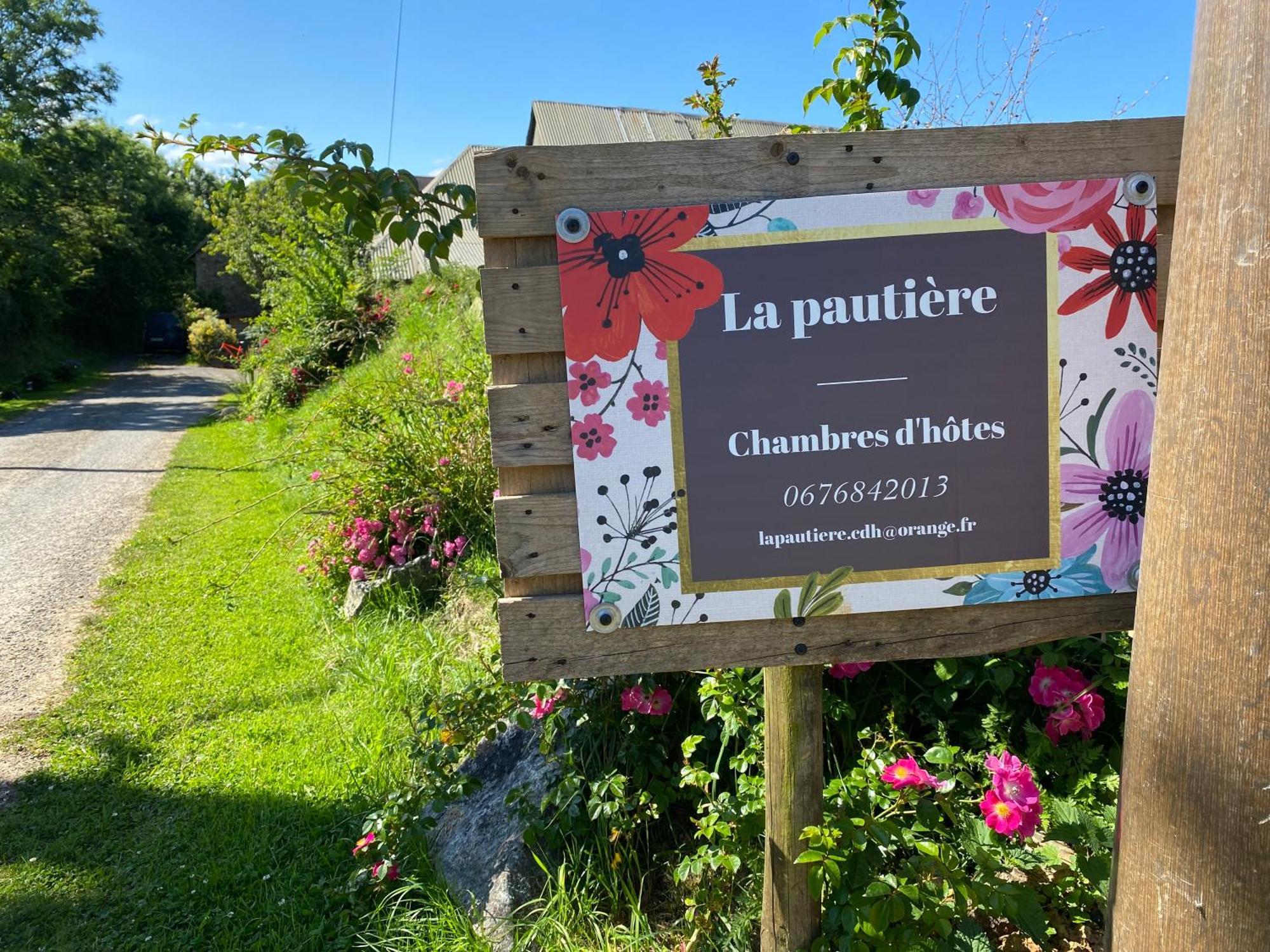 Bed and Breakfast La Pautiere Saint-Sauveur-Lendelin Екстер'єр фото